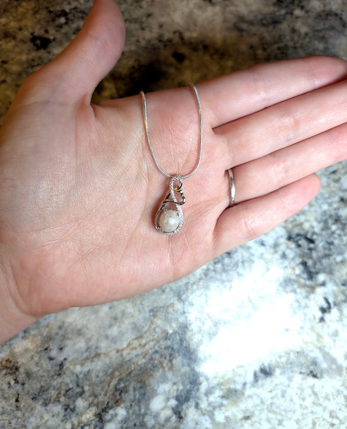 Keepsake jewelry piece